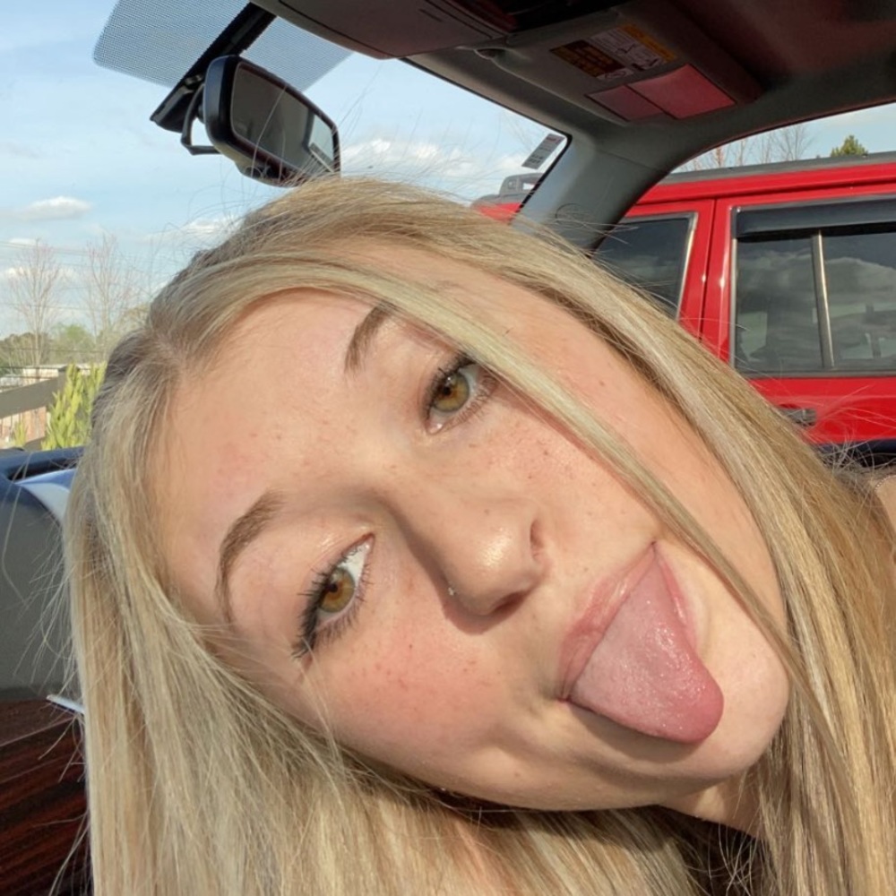 Meet your Posher, Lauren